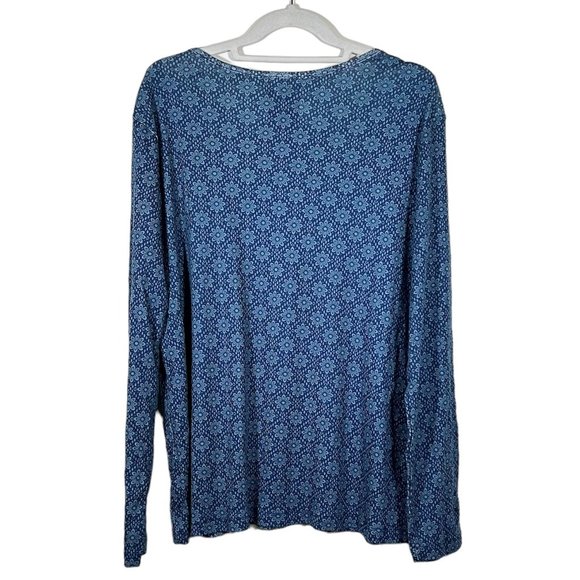 Time & Tru - Women's Plus Size 3X - Blue Floral Patern Top - Long Sleeve - Picture 2 of 9